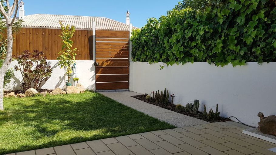 Exterior & Views 2, Magnific Studio with a cozy garden, Albufeira