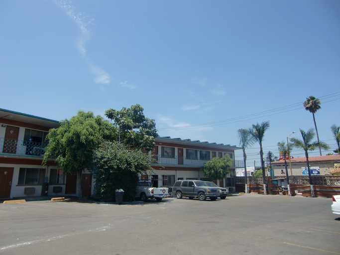 Exterior & Views 2, Hotel Reno, Tijuana
