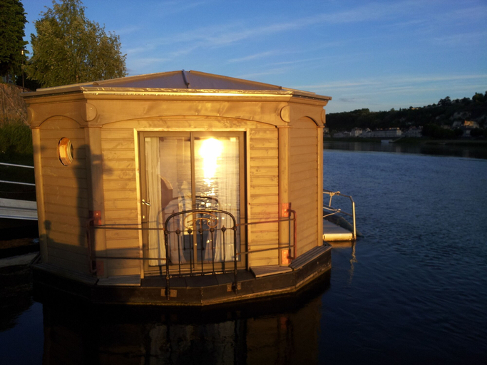 Others 5, Different Holidays, Maine-et-Loire