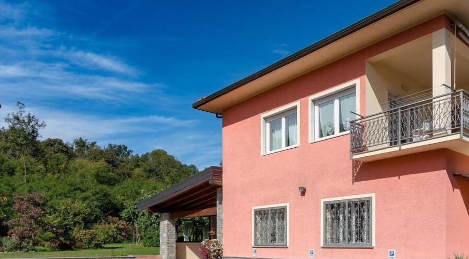 Exterior & Views 2, La Rosa Tra i Laghi B&B, Novara