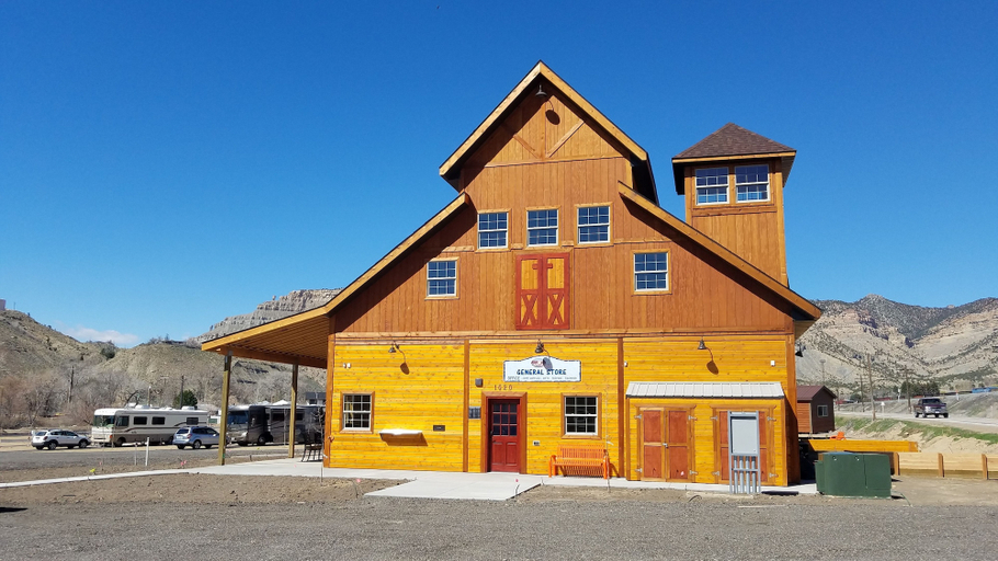 Exterior & Views 2, Castle Gate RV Park, Carbon