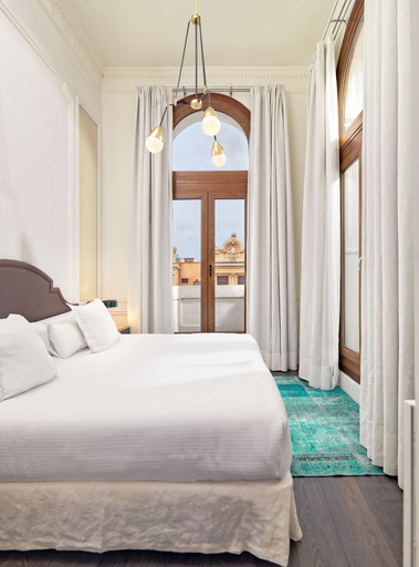 Bedroom 3, H10 Villa de la Reina Boutique Hotel, Madrid