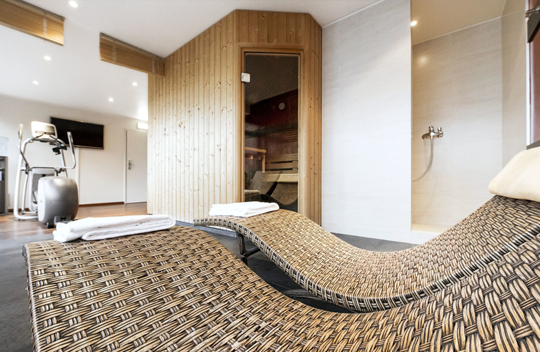 Bedroom 3, NH Geneva Airport, Genève