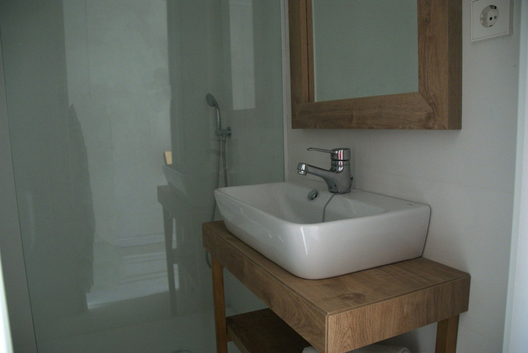 Bathroom 4, Caprice Tamarindos Apartments, Baleares