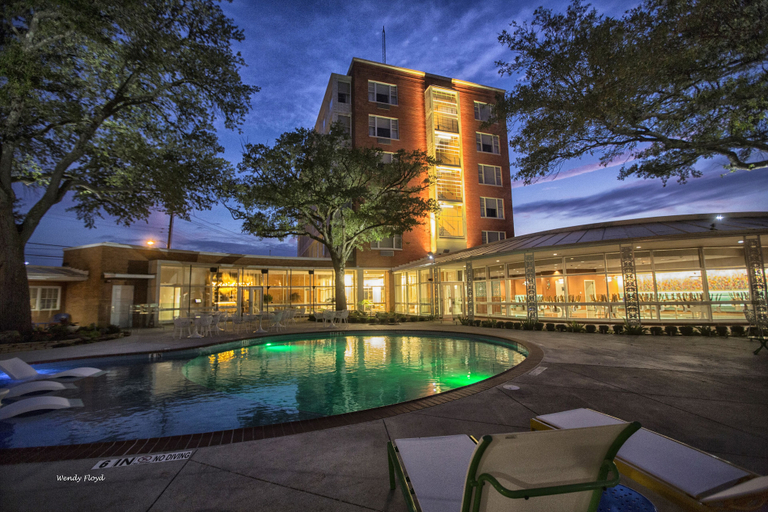 Exterior & Views 2, The Fredonia Hotel and Convention Center, Nacogdoches