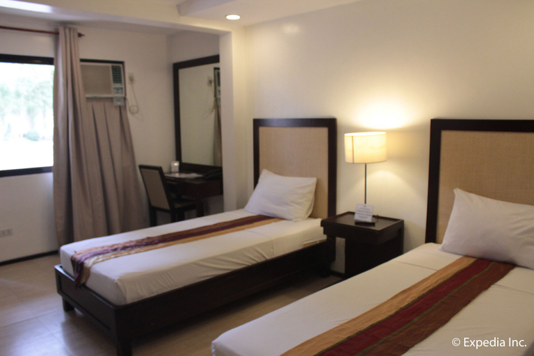 Bedroom 2, Subic Grand Seas Resort, Olongapo City