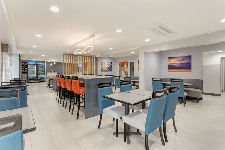 Food & Drinks 5, Best Western Plus Cleveland Inn & Suites, Bradley