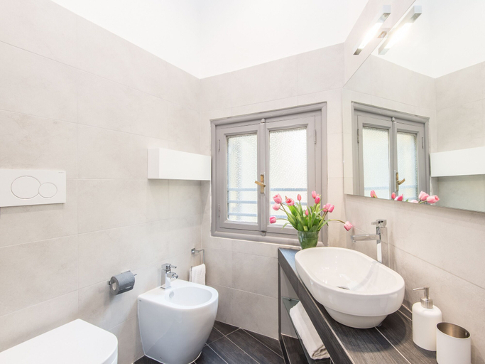 Bathroom 5, Residenza Ottaviano 105 by Hili, Roma