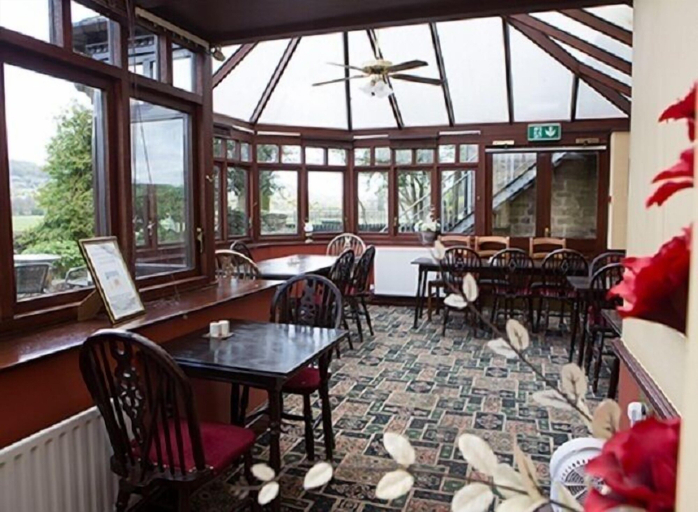Food & Drinks 5, Square & Compass, Derbyshire