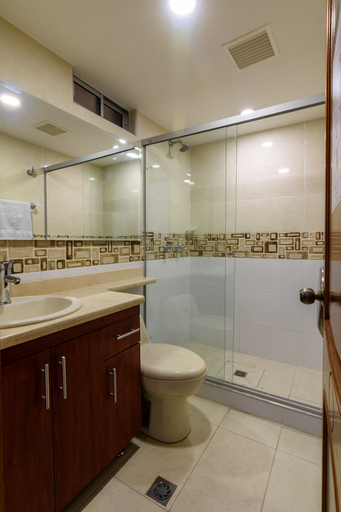 Bathroom 4, Hotel Med Estadio, Medellín