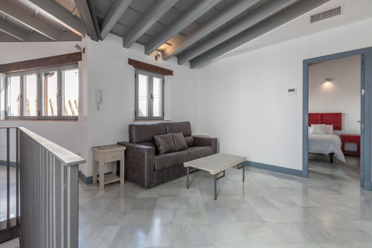 Others 4, Apartamentos Tintes12, Sevilla