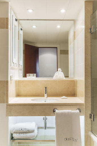 Bathroom 5, Hotel Derby Barcelona, Barcelona