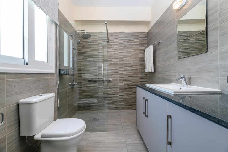 Bathroom 4, Villa Olivia, Larnaca