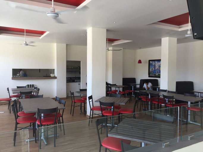 Food & Drinks, MH Grand Hotel, Igualapa