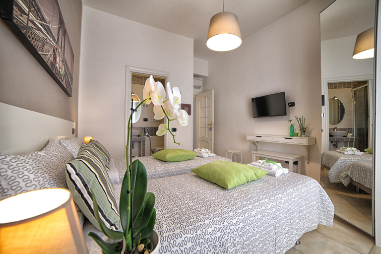 Bedroom 3, City Central, Salerno
