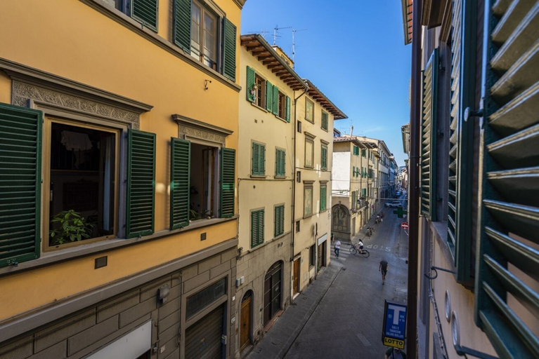 Others 5, Borgo Pinti Angels, Florence