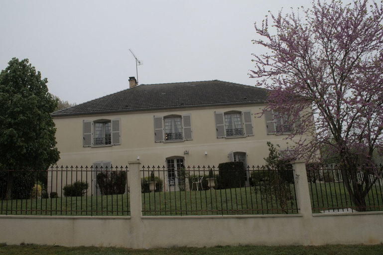 Exterior & Views 2, Les Corettes, Marne