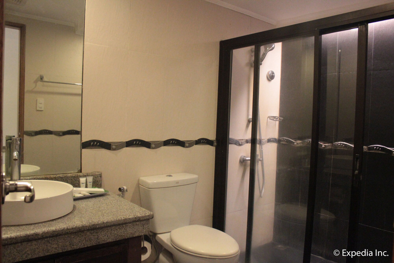 Bathroom 3, Subic Grand Seas Resort, Olongapo City