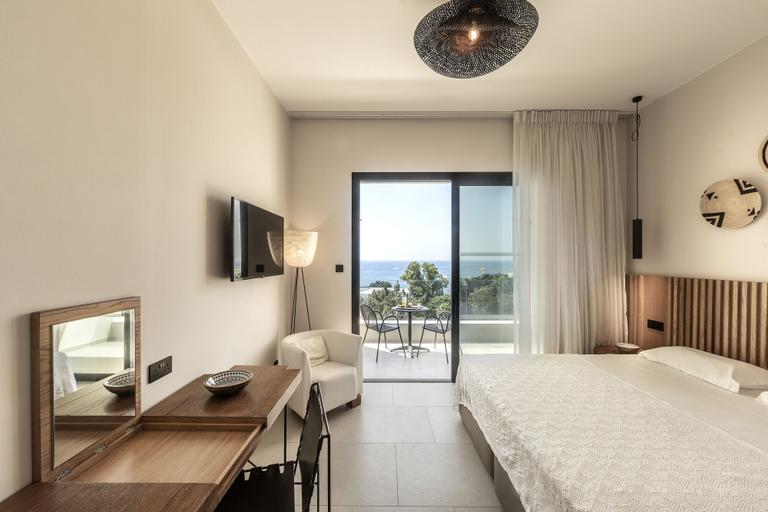 Bedroom 3, Anemi Hotel & Suites