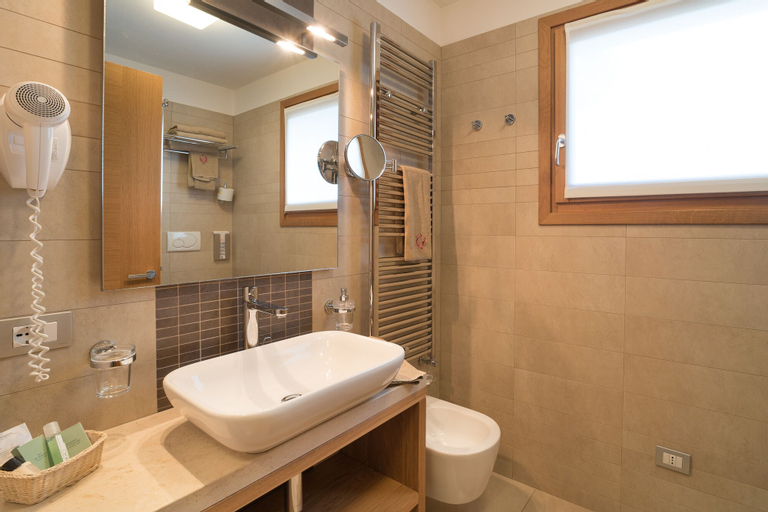 Bedroom 5, Green Village Resort, Udine