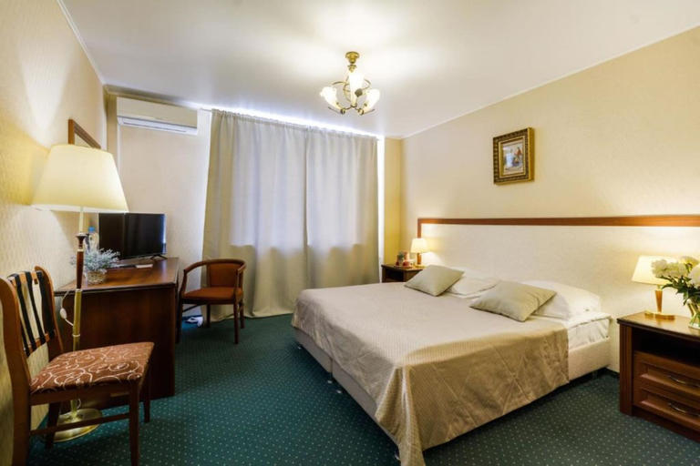 Bedroom 3, Arbat House Hotel, Central