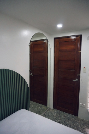 Bedroom 12