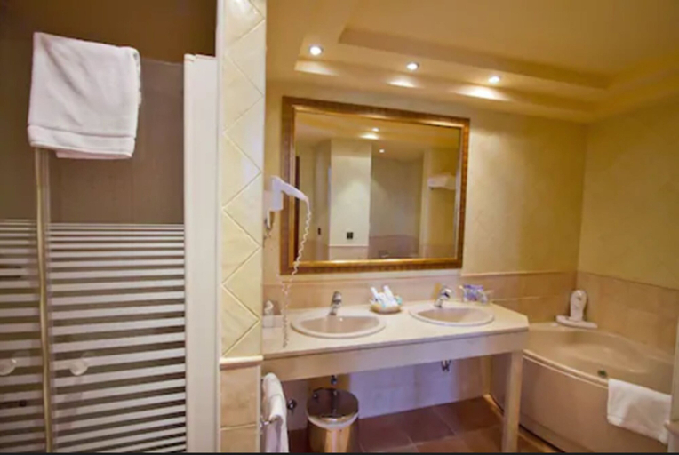 Bathroom 5, Hotel MS Amaragua, Málaga