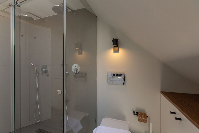 Bathroom 3, ORM - Bolhao Apartments, Porto
