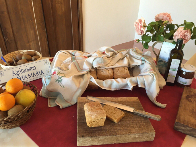Food & Drinks 5, Agriturismo Santa Maria, Terni