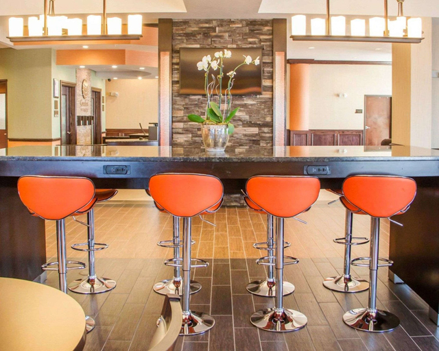 Food & Drinks 5, Comfort Inn & Suites Woodward, Woodward