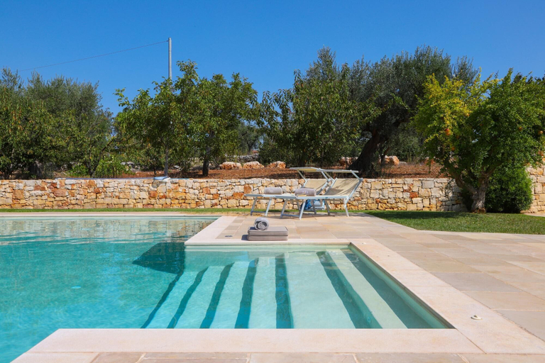Sport & Beauty 5, TD Trulli Della Lama Private Trulli With Pool, Bari