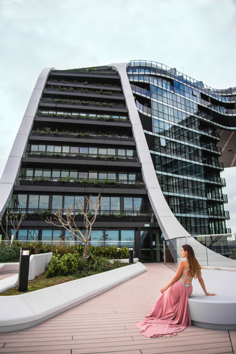 Exterior & Views 26