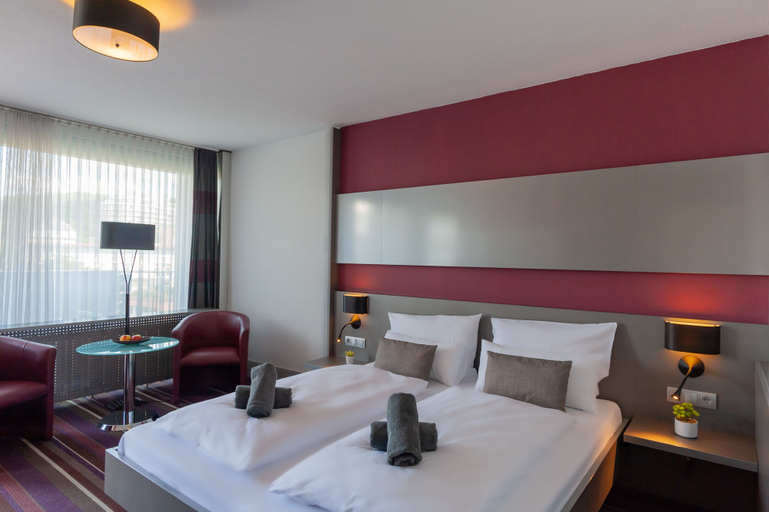 Bedroom 5, Hotel Frankenland, Bad Kissingen