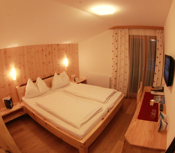Bedroom 3, Pension Bliem, Sankt Johann im Pongau