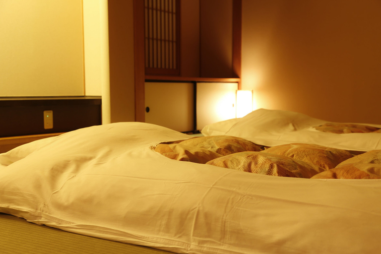 Bedroom 4, Hanagoyomi, Sumoto