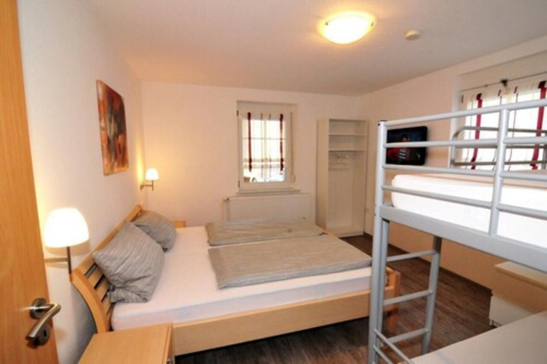 Bedroom 2, Ferienwohnungen am Sonnenplatz, Ortenaukreis