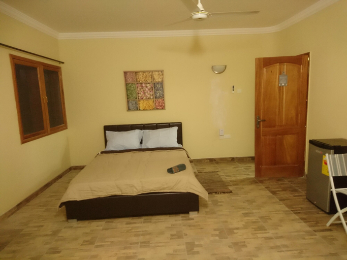 Bedroom 3, The Golden Apple Guest House, Accra