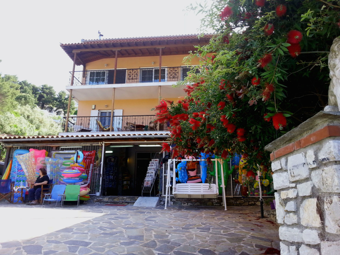 Exterior & Views 2, Tzaneria Apartments, Thessaly