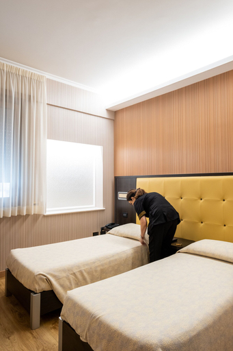 Bedroom 3, Hotel Santa Prisca, Roma