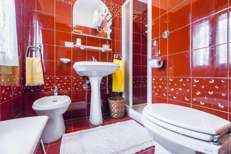 Bathroom 3, Locanda Farinati, Pistoia