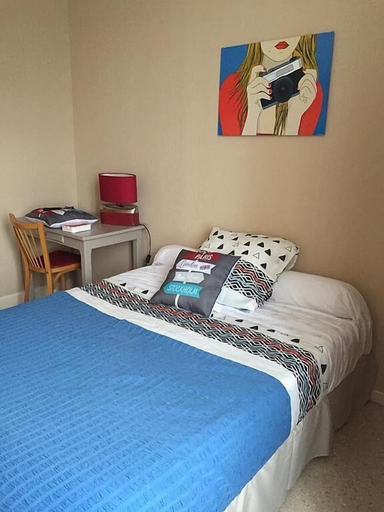 Bedroom 4, Le Corby, Vienne