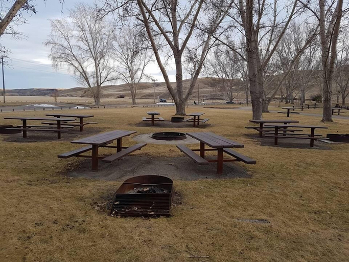 Others 5, Prairie Crest Medicine Hat, Division No. 1
