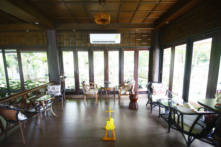 Food & Drinks, The Farm Resort and Restaurant, Kabin Buri