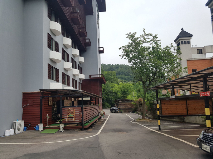 Exterior & Views 2, Garden Hotel, Pocheon