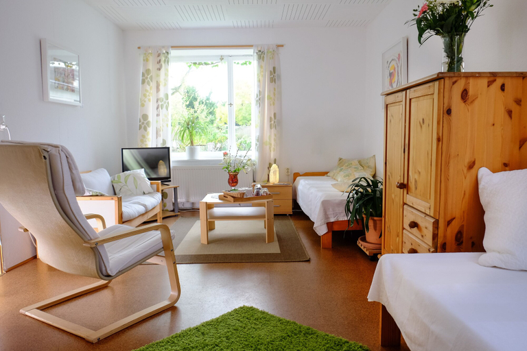 Bedroom 3, RheinRiver Guesthouse - Direkt am Rhein, Leverkusen