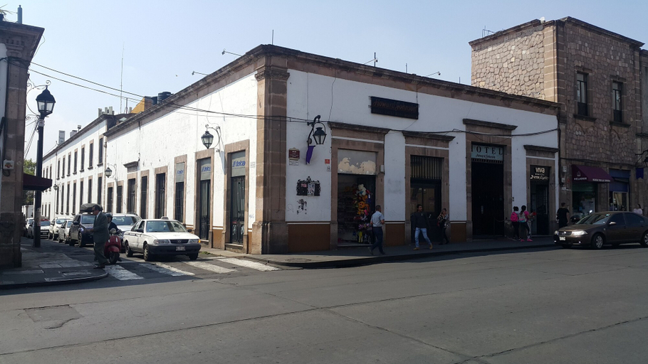 Exterior & Views 2, Howard Johnson Calle Real Morelia, Morelia
