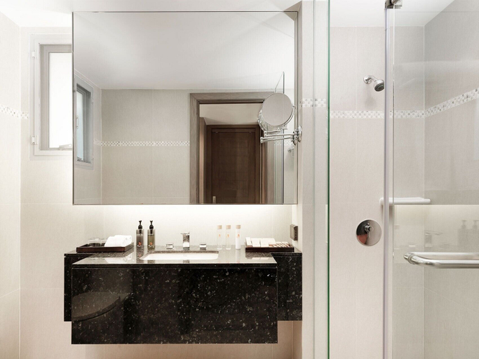 Bathroom 4, PP Princess Resort, Mueang Krabi