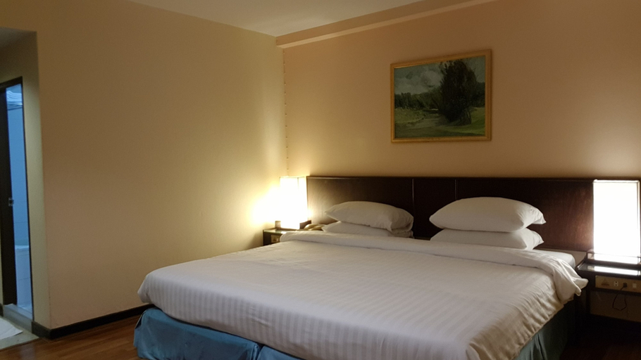 Bedroom 2, Dusit Hotel at Sakon Nakhon, Muang Sakon Nakhon