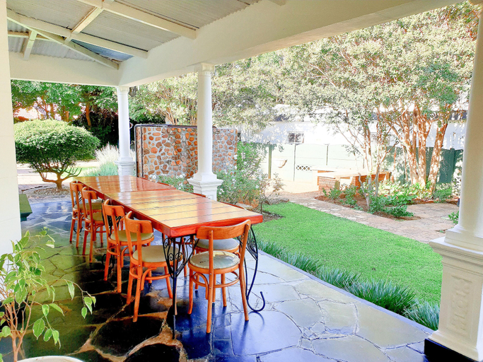 Food & Drinks 4, Bauhenia Guesthouse, Dr Kenneth Kaunda