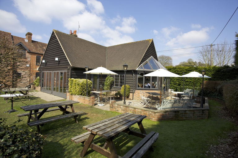 Exterior & Views 2, Bourne Valley Inn, Hampshire
